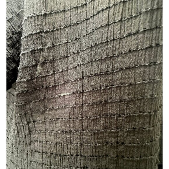 BLU PEPPER Black Lightweight Peplum Top Size L - Picture 8 of 9